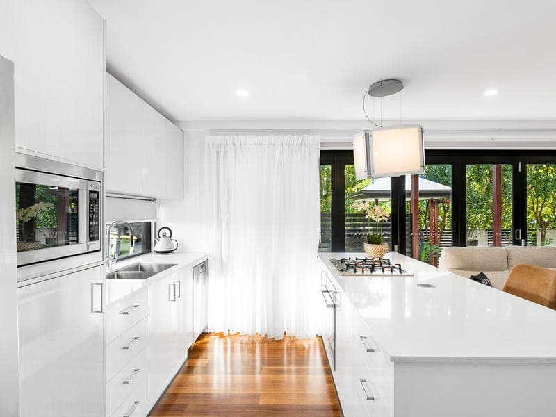 385C Hawthorne Road — photo 1 of 5