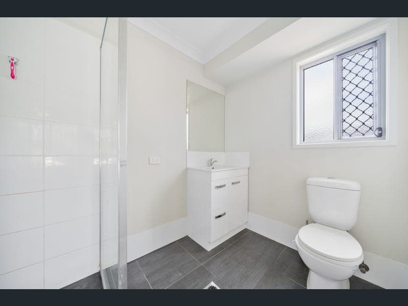 16 Haywood Way, Flagstone — photo 1 of 5