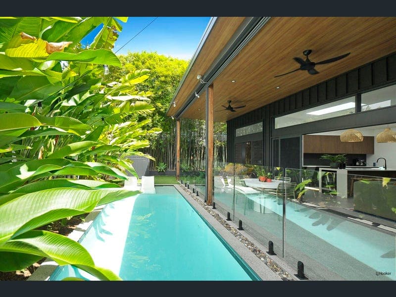 14 Morotai Avenue, Palm Beach — photo 1 of 5
