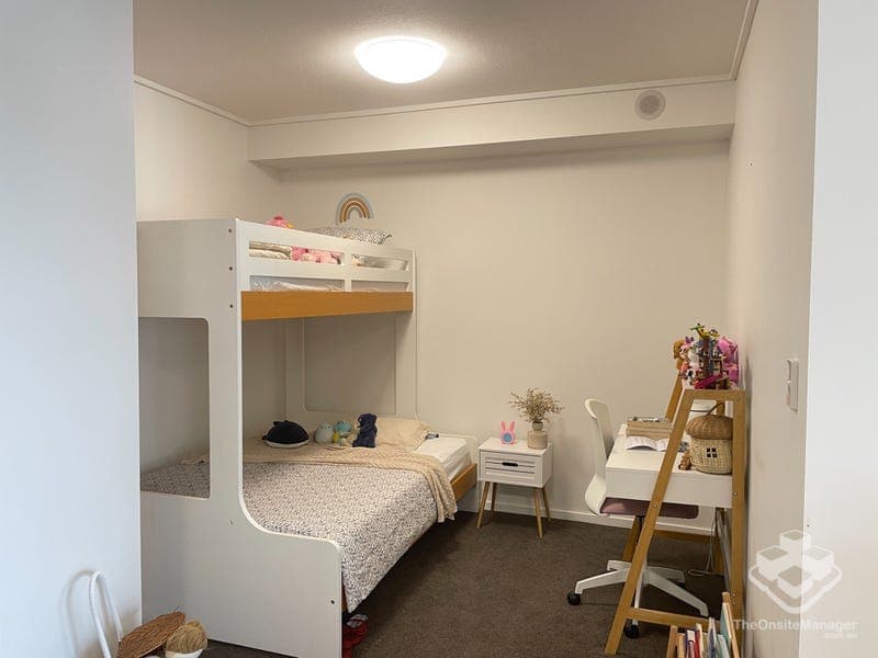 3711/42 Laver Drive, Robina — photo 1 of 5