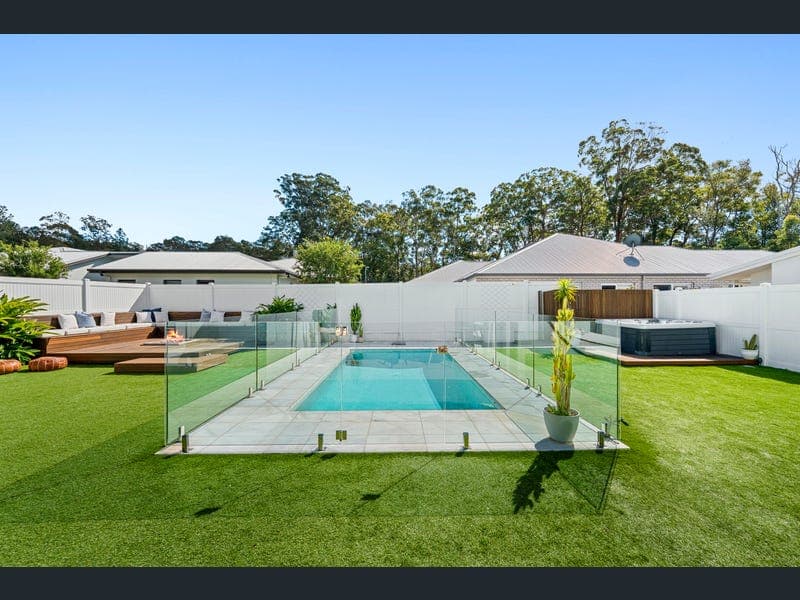 34 Paynter Park Drive, Woombye — photo 1 of 5