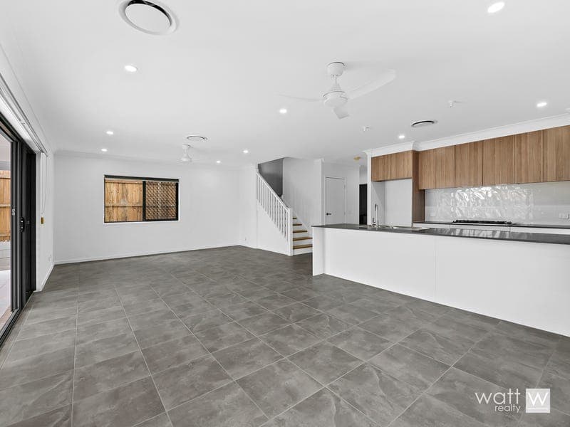4 Rangeview Street, Aspley — photo 1 of 5