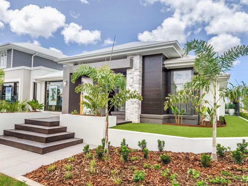 34 Hart Crescent, Bells Creek — photo 1 of 5
