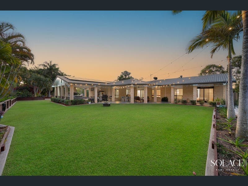 9 Diamond Crescent, Tannum Sands — photo 1 of 5