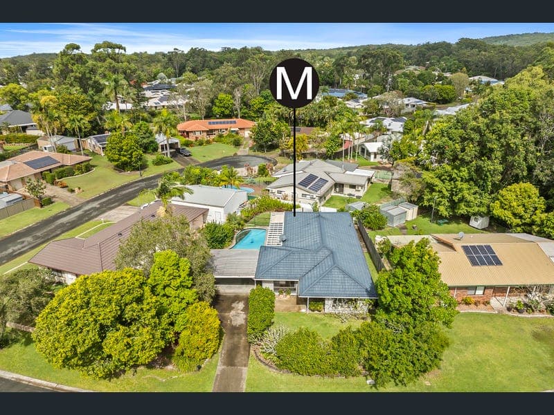 11 Lyndhurst Grove, Tewantin — photo 1 of 5