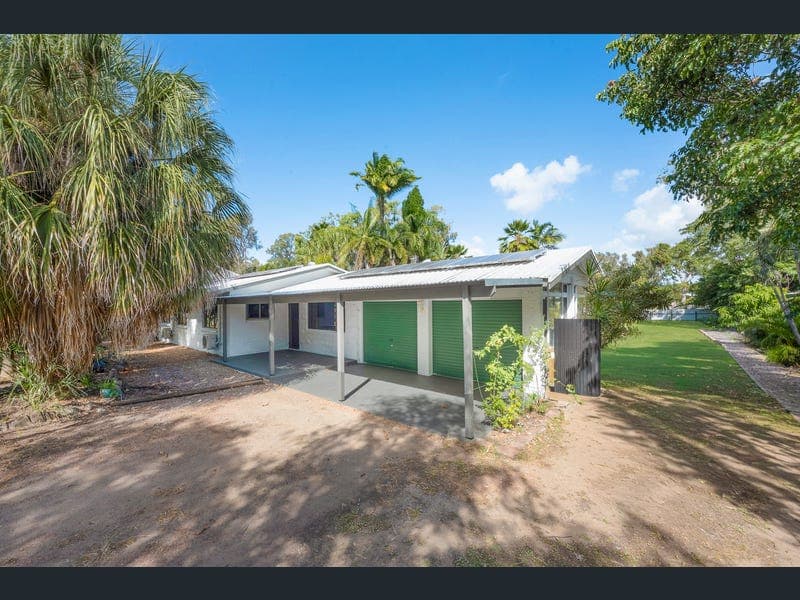 10 Bunya Street, Bushland Beach — photo 1 of 5