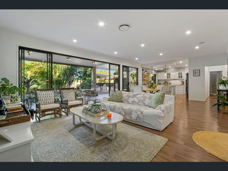 24 Gretchen Circuit, Thornlands — photo 1 of 5