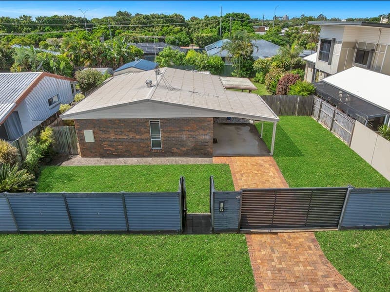 40 Naroon Crescent, Wurtulla — photo 1 of 5
