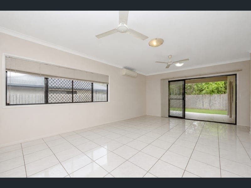 3 Panicum Close, Bohle Plains — photo 1 of 5