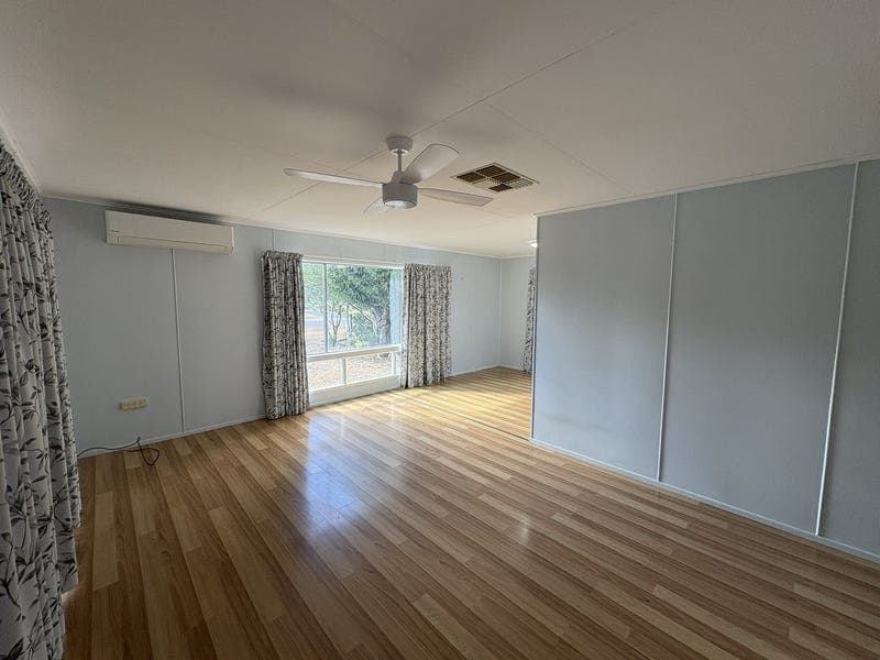 84 Wood Street, Dalby — photo 1 of 5