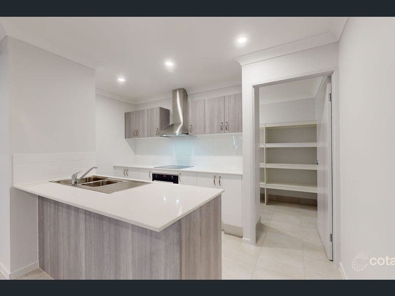 4 Lava Way, Cosgrove — photo 1 of 5