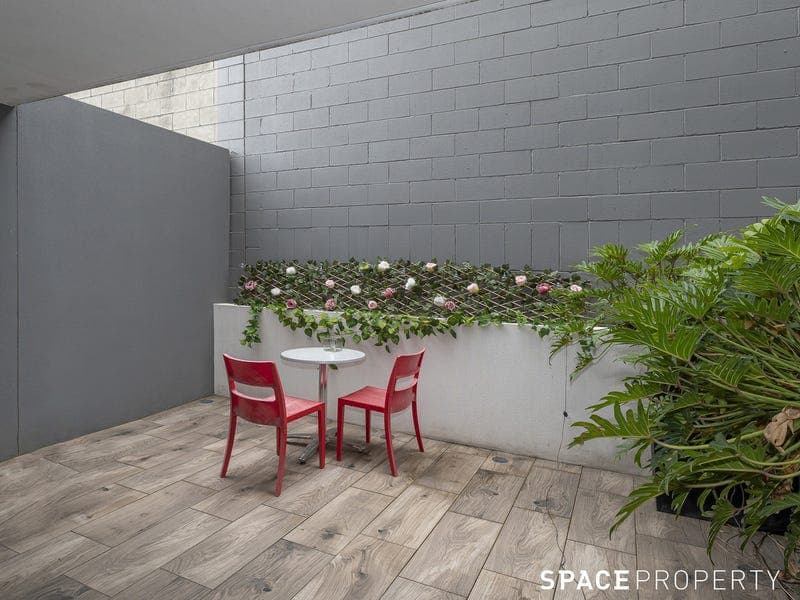 4/24 Brookes Street, Bowen Hills — photo 1 of 5