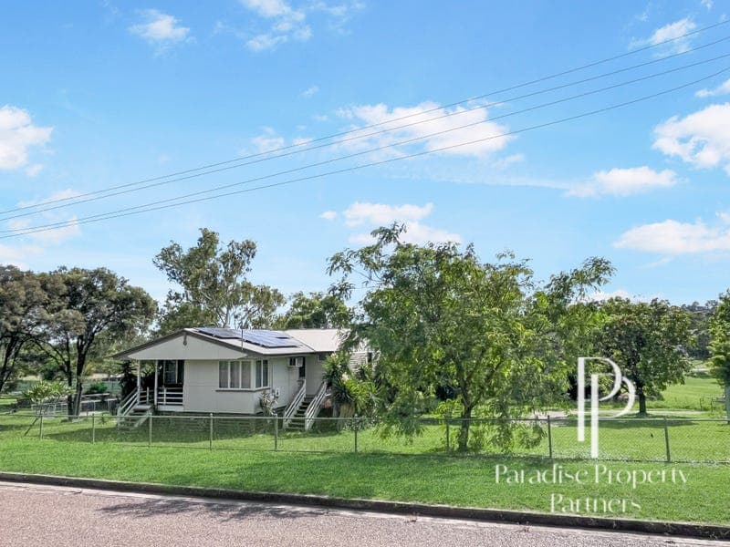 13 Cunningham Street, Collinsville — photo 1 of 5