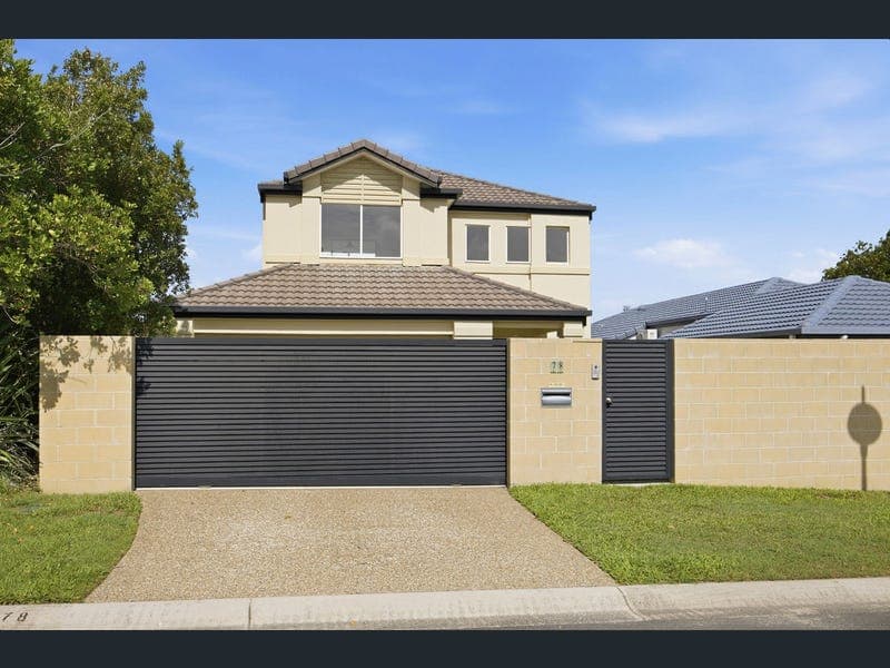 78 Tee Trees Boulevard, Arundel — photo 1 of 5