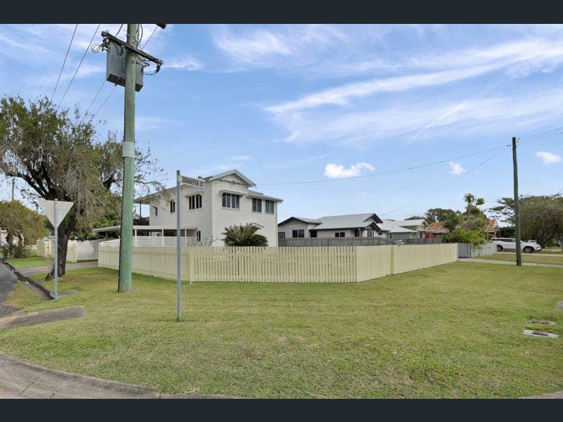 27 Schaefer Street, West Mackay — photo 1 of 5