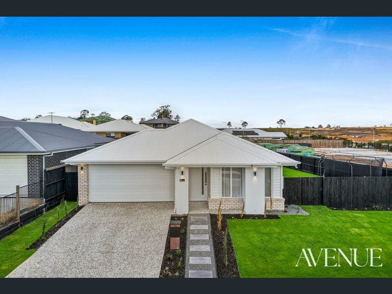 39 Petermann Circuit, Yarrabilba — photo 1 of 5
