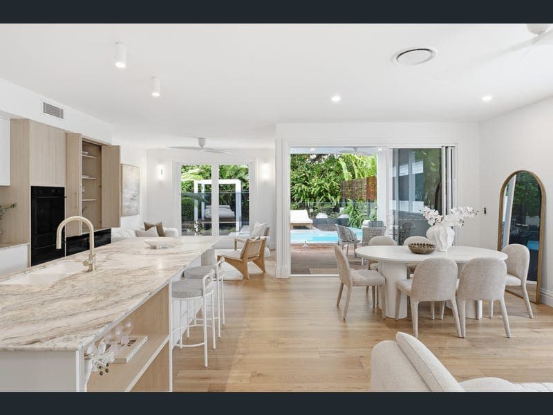 5 Ripon Street, Coorparoo — photo 1 of 5