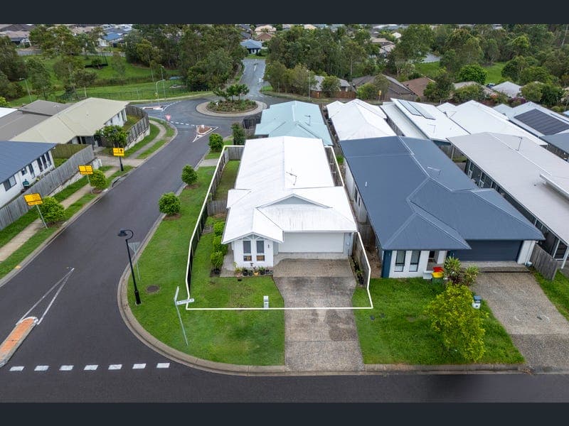 36 Fitzroy Street, Holmview — photo 1 of 5