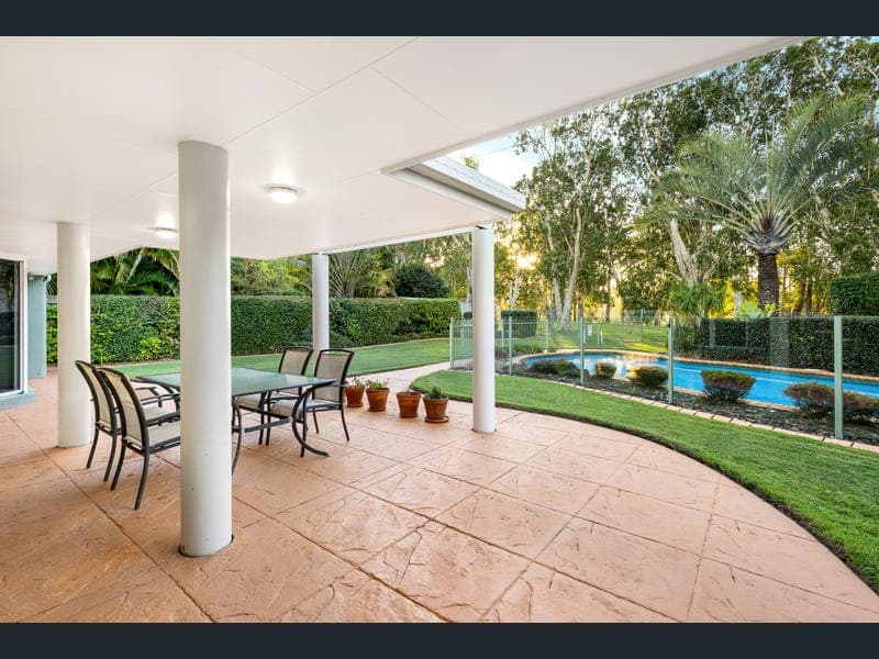 33 Molakai Drive, Mountain Creek — photo 1 of 5