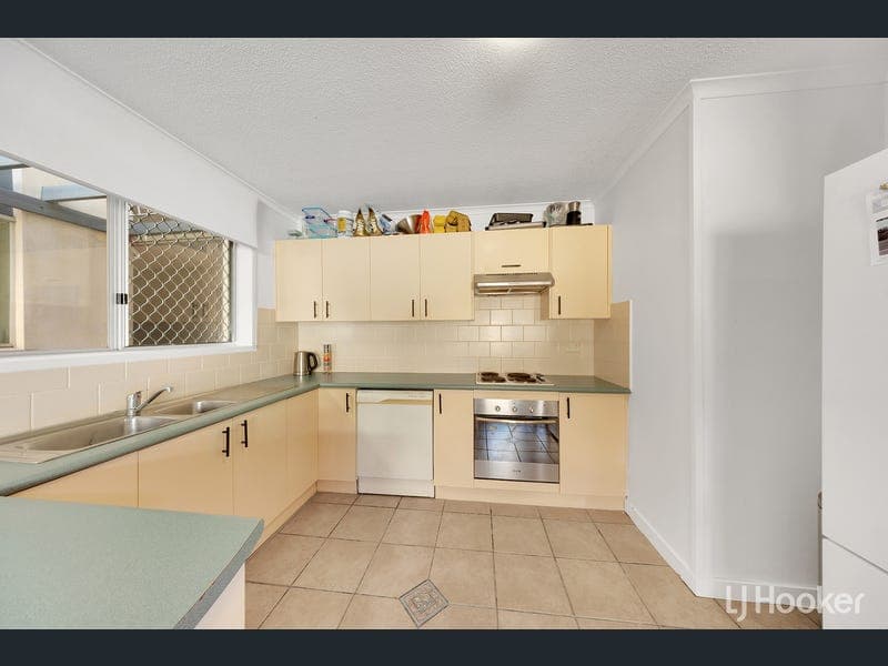 1/141 Auckland Street, Gladstone Central — photo 1 of 5