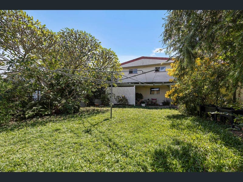 83 Boothby Street, Kedron — photo 1 of 5