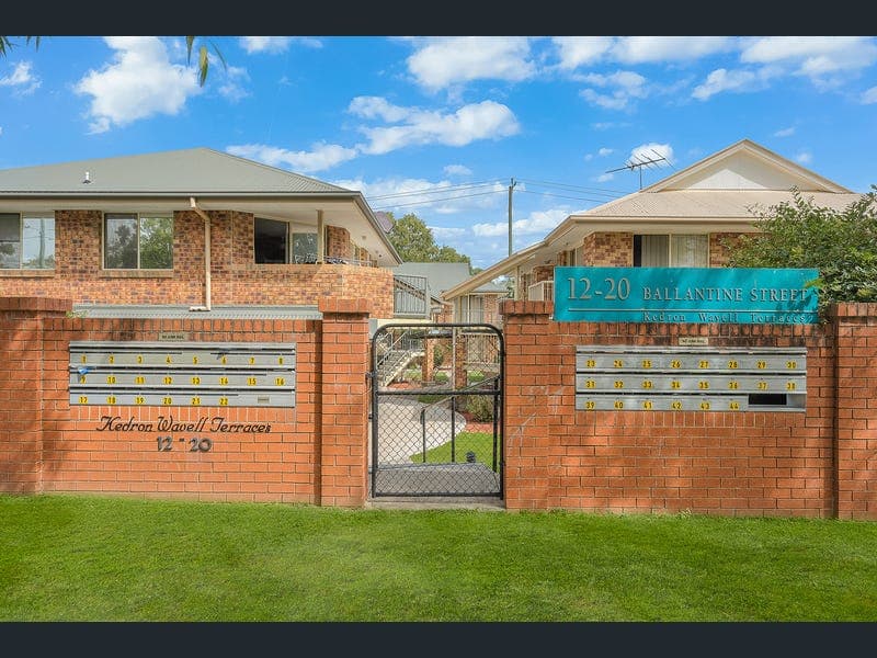23/12-20 Ballantine Street, Chermside — photo 1 of 5