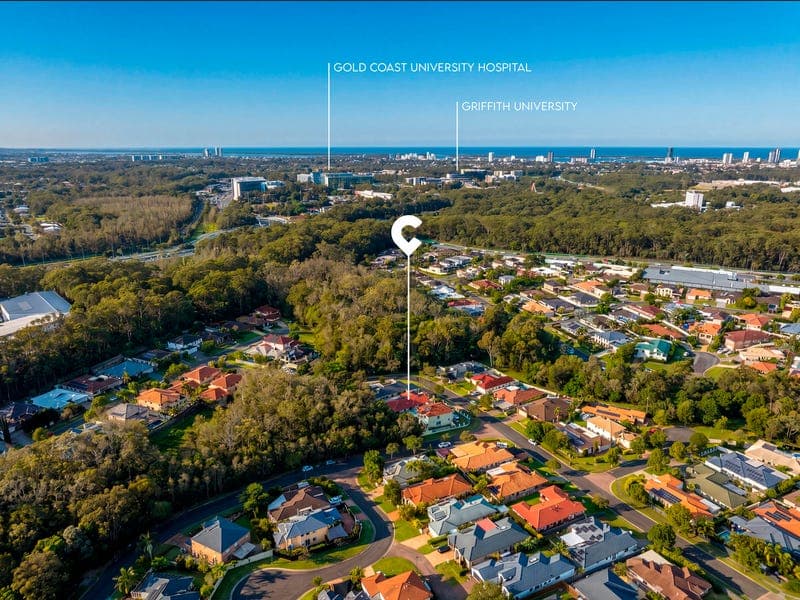 14 Grasstree Way, Molendinar — photo 1 of 5