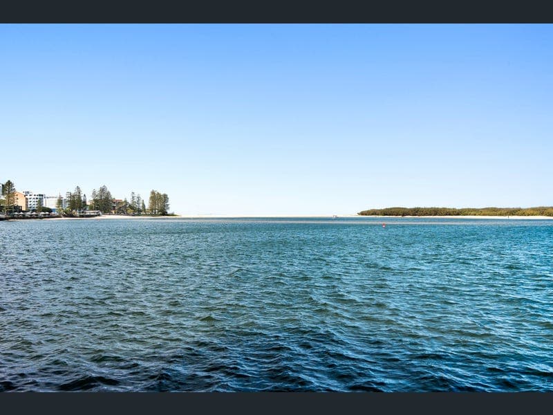 4/38 Maloja Avenue, Caloundra — photo 1 of 5