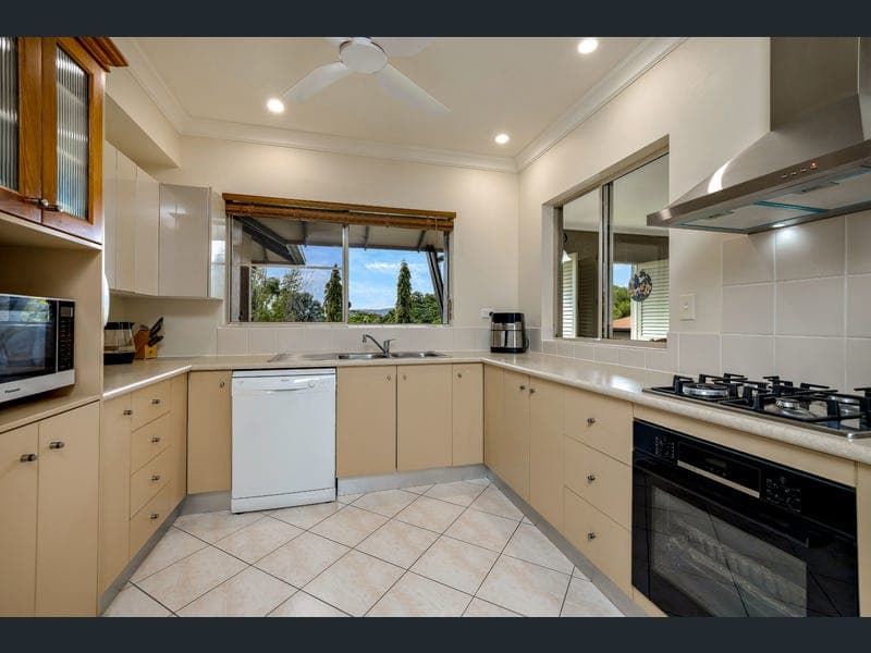 1224/2-10 Greenslopes Street, Cairns North — photo 1 of 5