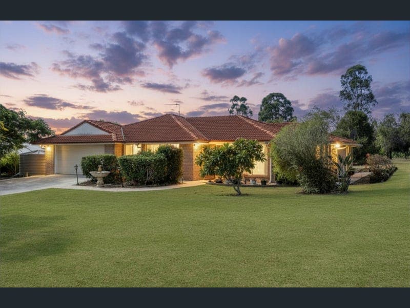 13 Donaldson Road, Plainland — photo 1 of 5