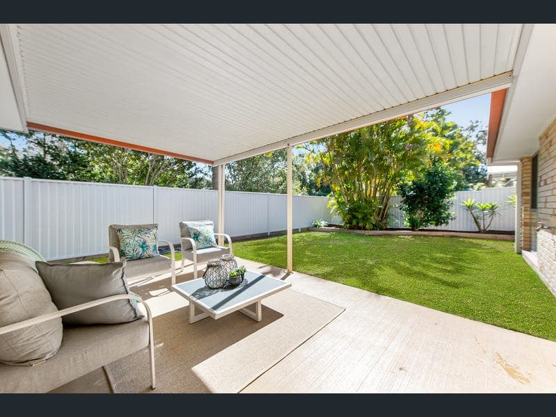 10 Cowell Drive, Burleigh Heads — photo 1 of 5