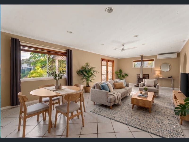 50 Jon Street, Capalaba — photo 1 of 5