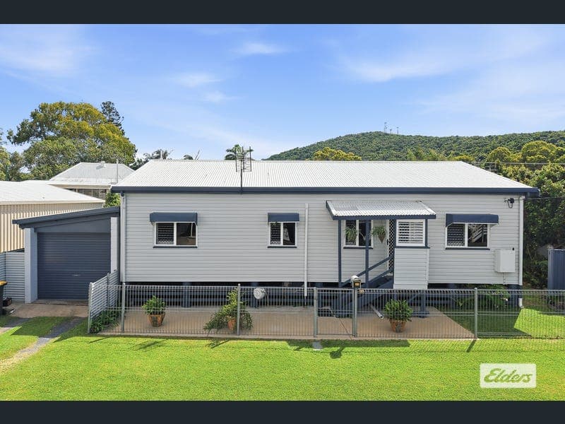 13 Spring Street, Yeppoon — photo 1 of 5