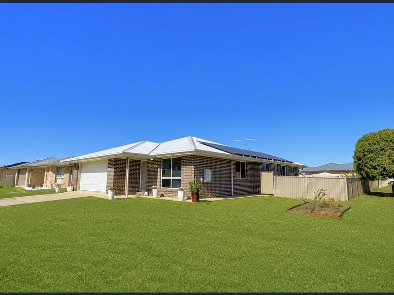 16 Sheridan Street, Chinchilla — photo 1 of 3
