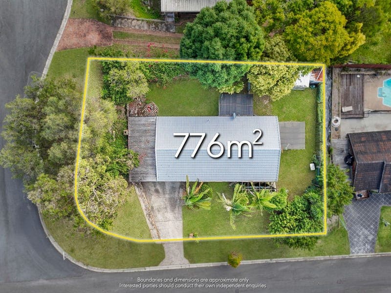 36 Jabiluka Drive, Highland Park — photo 1 of 5