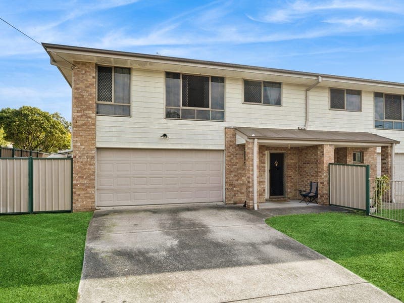 2/3A Linda Street, Kingston — photo 1 of 5