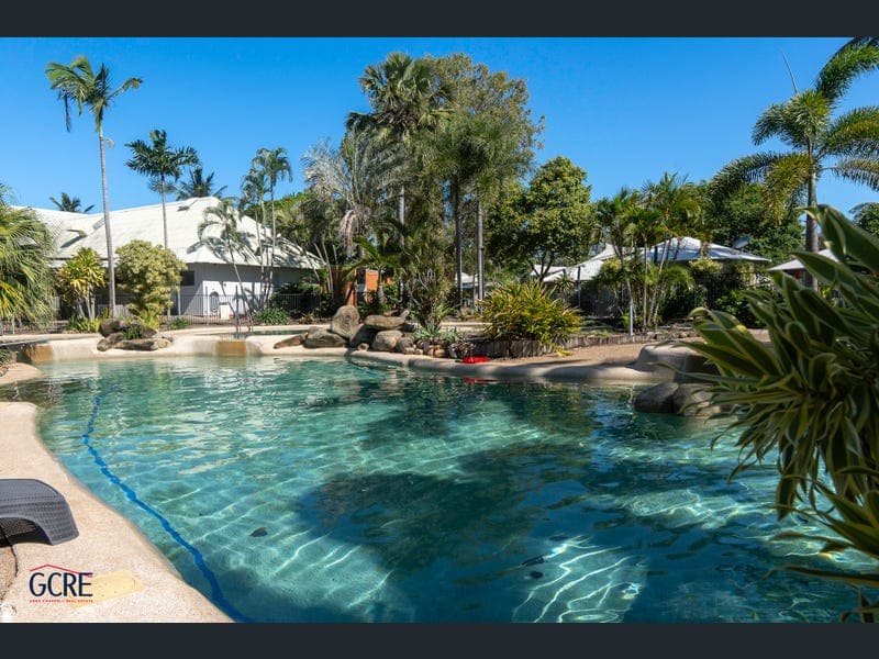 4/7 Griffin Avenue, Bucasia — photo 1 of 5