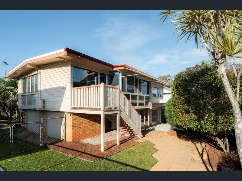 15 Milliner Street, Nudgee — photo 1 of 5