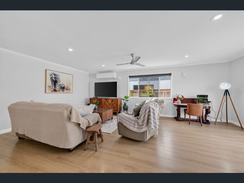 16 Bucas Drive, Bucasia — photo 1 of 5