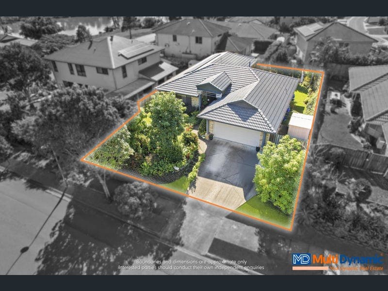 5 Brittany Drive, Oxenford — photo 1 of 5