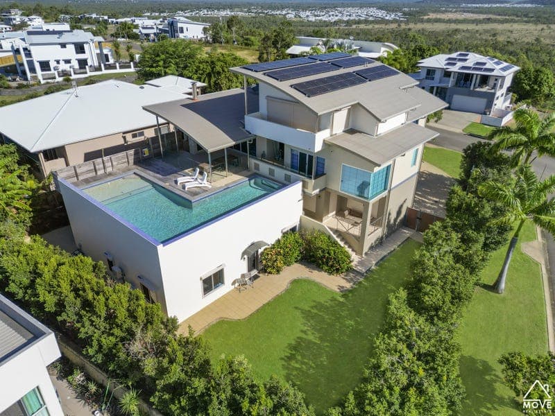 96 Goicoechea Drive, Bushland Beach — photo 1 of 5