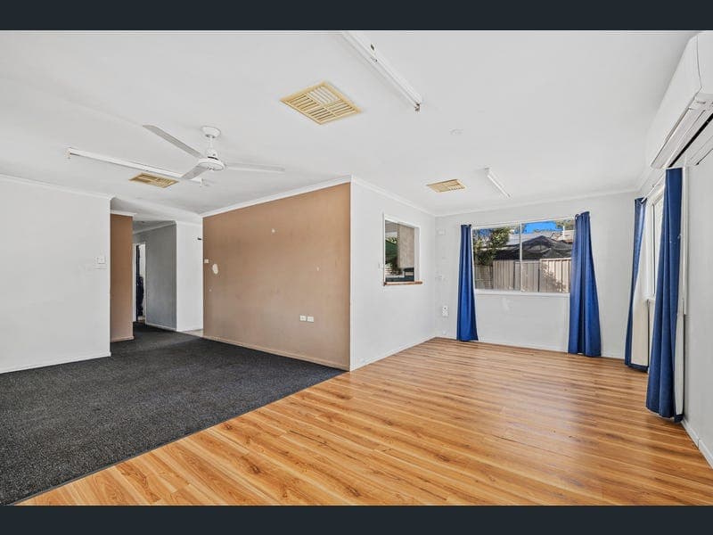 25 Elliott Street, Moura — photo 1 of 5
