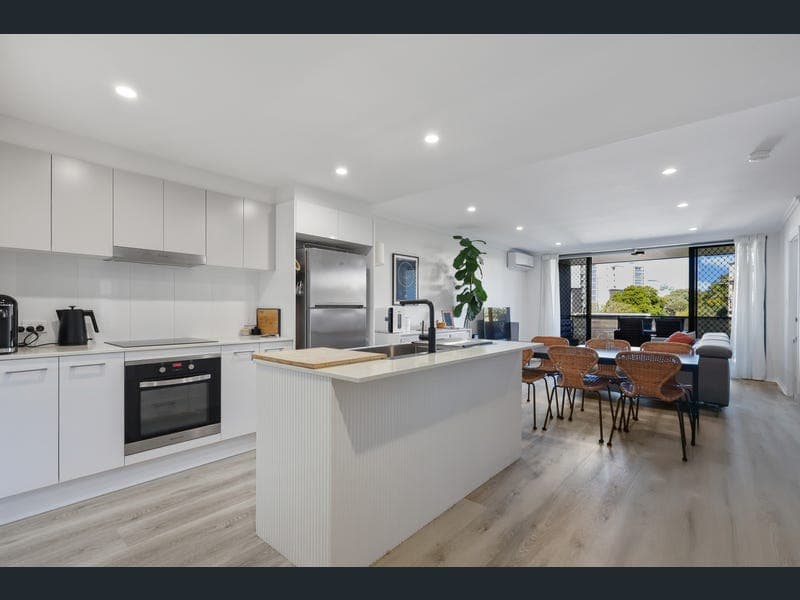 6/11 Collins Street, Nundah — photo 1 of 5