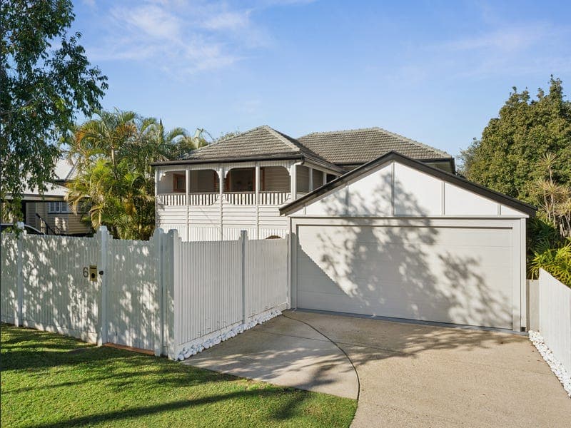6 Coleman Street, Graceville — photo 1 of 5