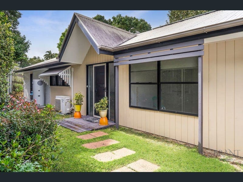2/11 Sunnyside Court, Maleny — photo 1 of 5
