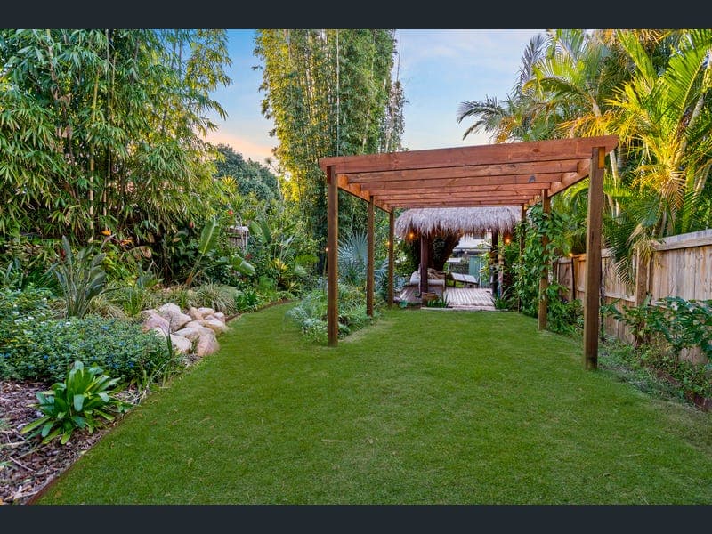 55 Yamboyna Street, Manly — photo 1 of 5