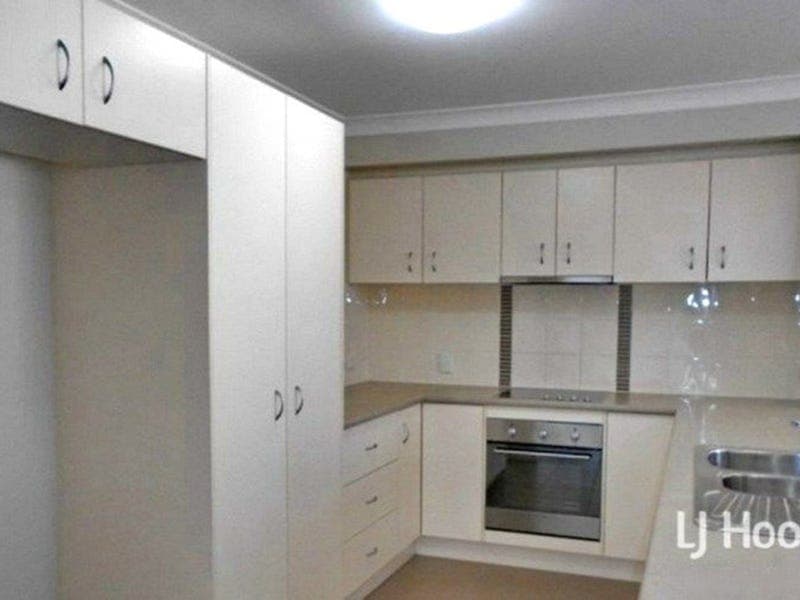 2 Clark Close, Kingaroy — photo 1 of 5