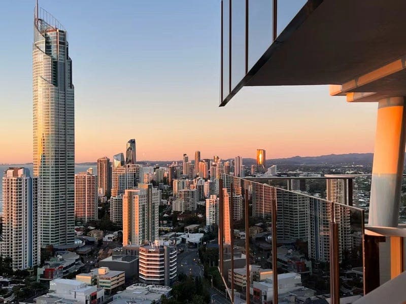 1334/9 Ferny Avenue, Surfers Paradise — photo 1 of 5