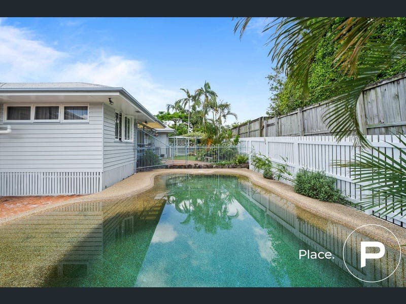 65 Camelot Street, Tennyson — photo 1 of 5