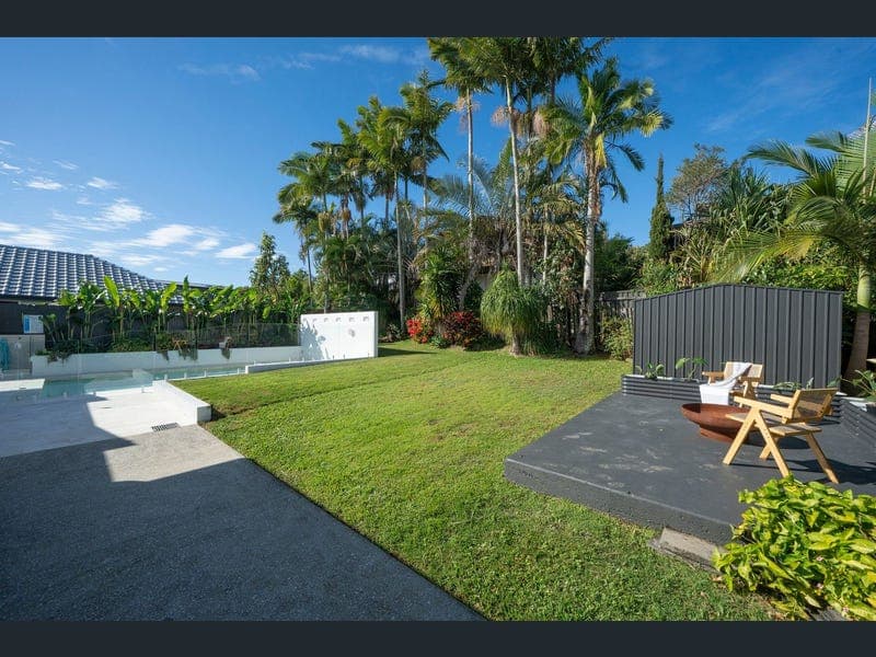 13 Morgan Close, Yaroomba — photo 1 of 5